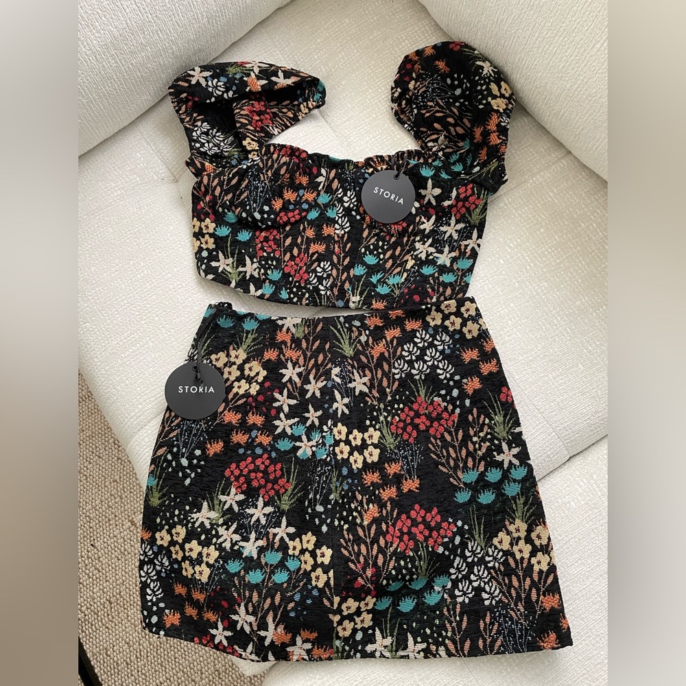 Vici floral set